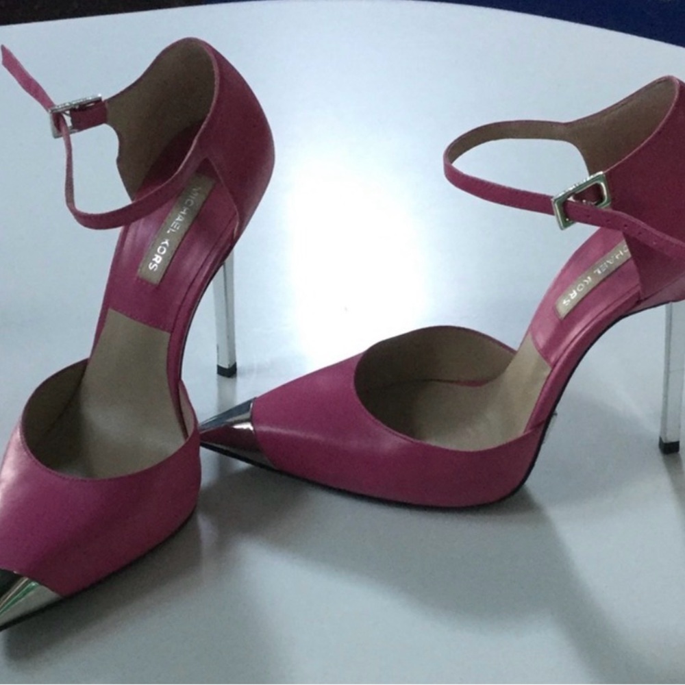 Michael Kors Collection - Picture 2 of 5